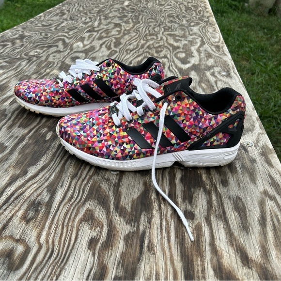 - PRE OWNED MEN’S ADIDAS ZX FLUX MULTICOLOR PRISM size 8 1/2 - Picture 3 of 16